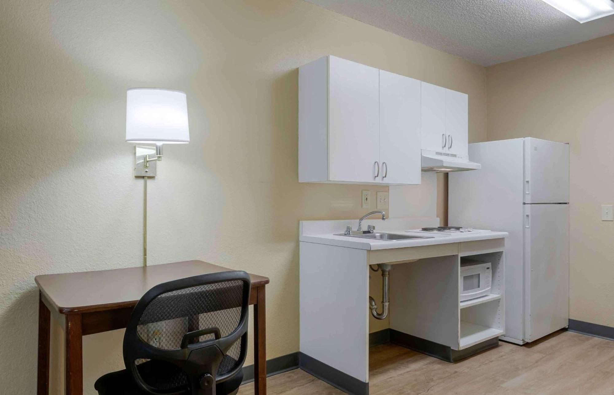 Extended Stay America Suites - Kansas City - Airport Exteriör bild