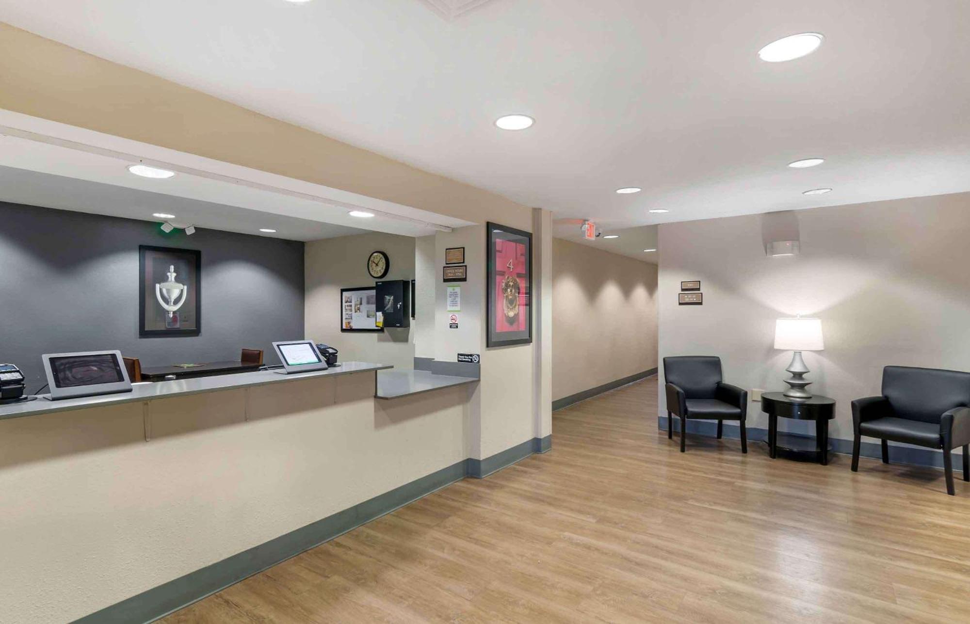 Extended Stay America Suites - Kansas City - Airport Exteriör bild