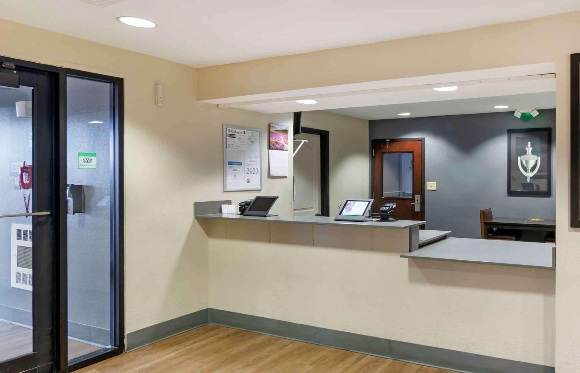 Extended Stay America Suites - Kansas City - Airport Exteriör bild