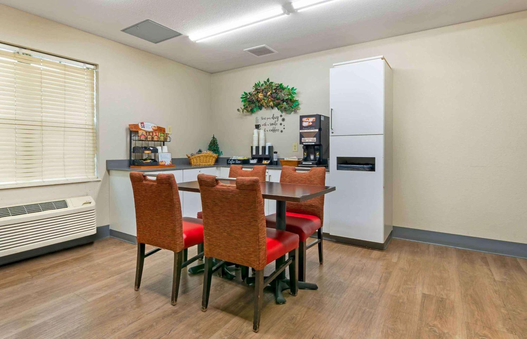 Extended Stay America Suites - Kansas City - Airport Exteriör bild