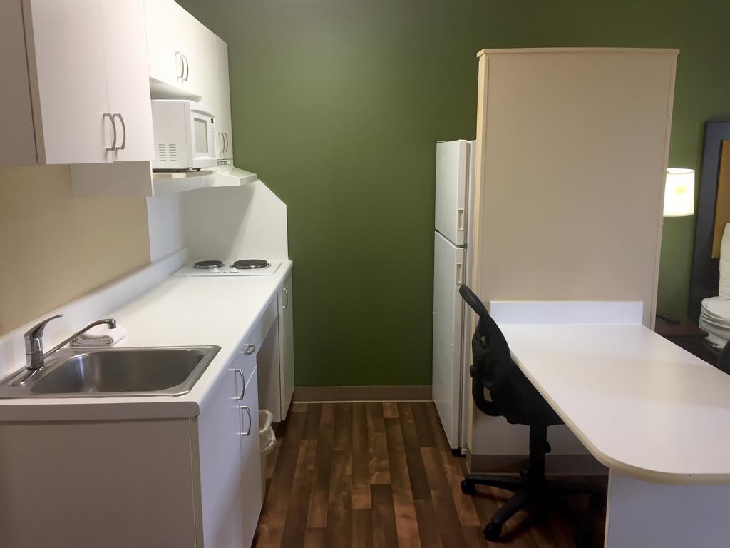 Extended Stay America Suites - Kansas City - Airport Exteriör bild